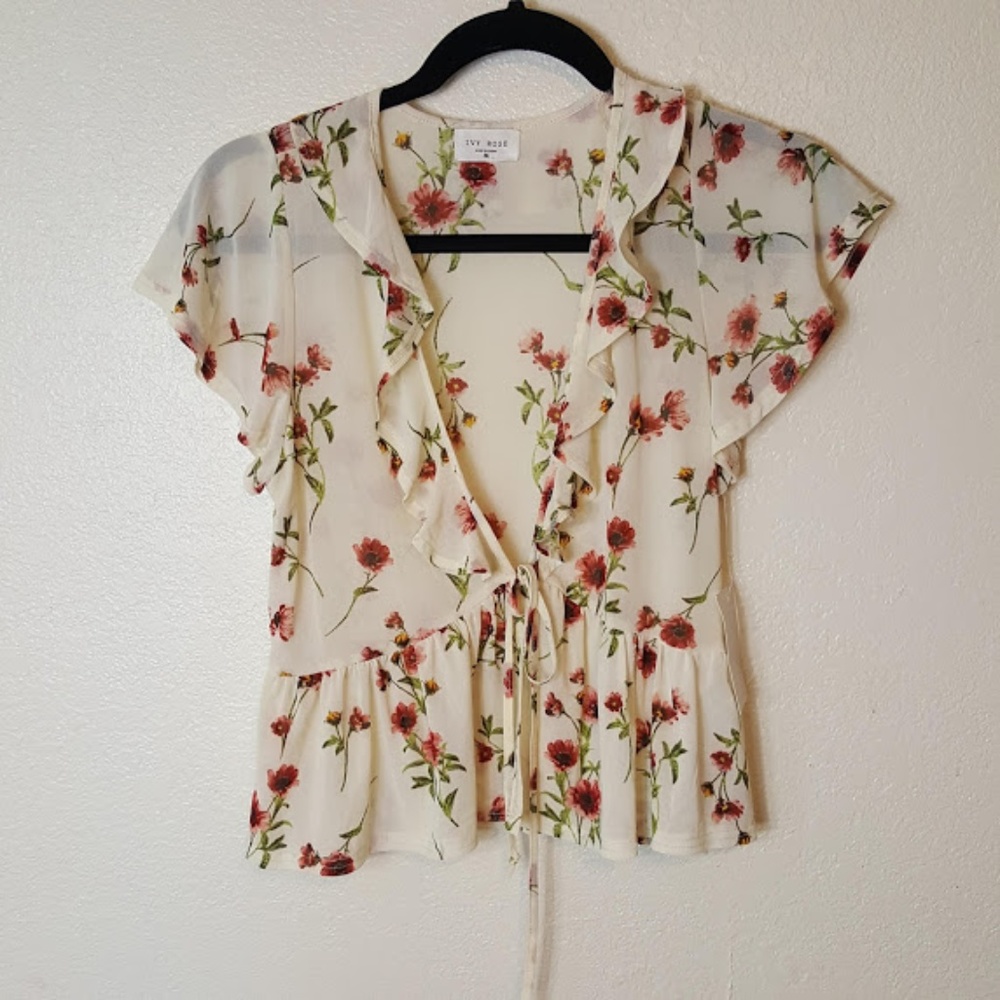 Ivy Rose Floral Thin Cute Blouse - Picture 3 of 7